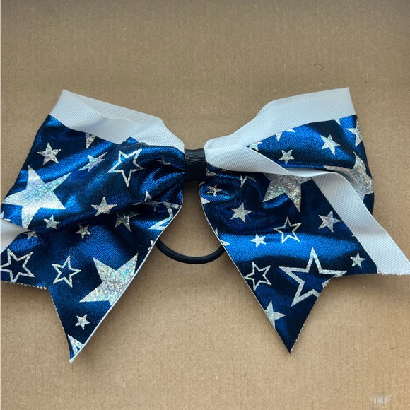 Cheer bow 🎀3 for 35⭐️ - Picture 1 of 2